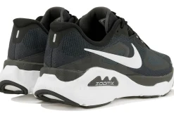 Nike Structure Plus