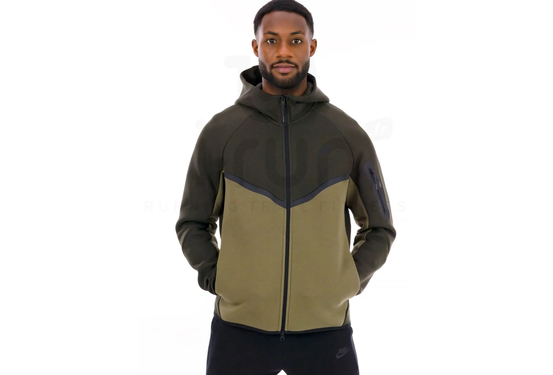 Nike Tech Windrunner