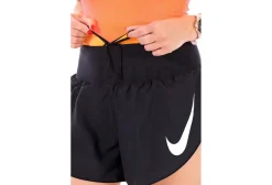 Nike Tempo Flow Swoosh