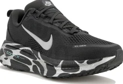 Nike Vomero 18