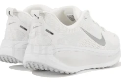 Nike Vomero 18