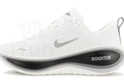 Nike Vomero Plus Reductive Reflective