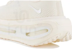 Nike Vomero Premium ESS