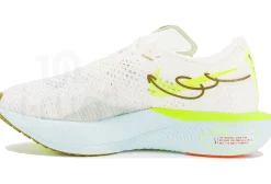 Nike ZoomX Vaporfly Next% 3