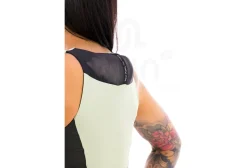 NNormal Trail Crop Top 02
