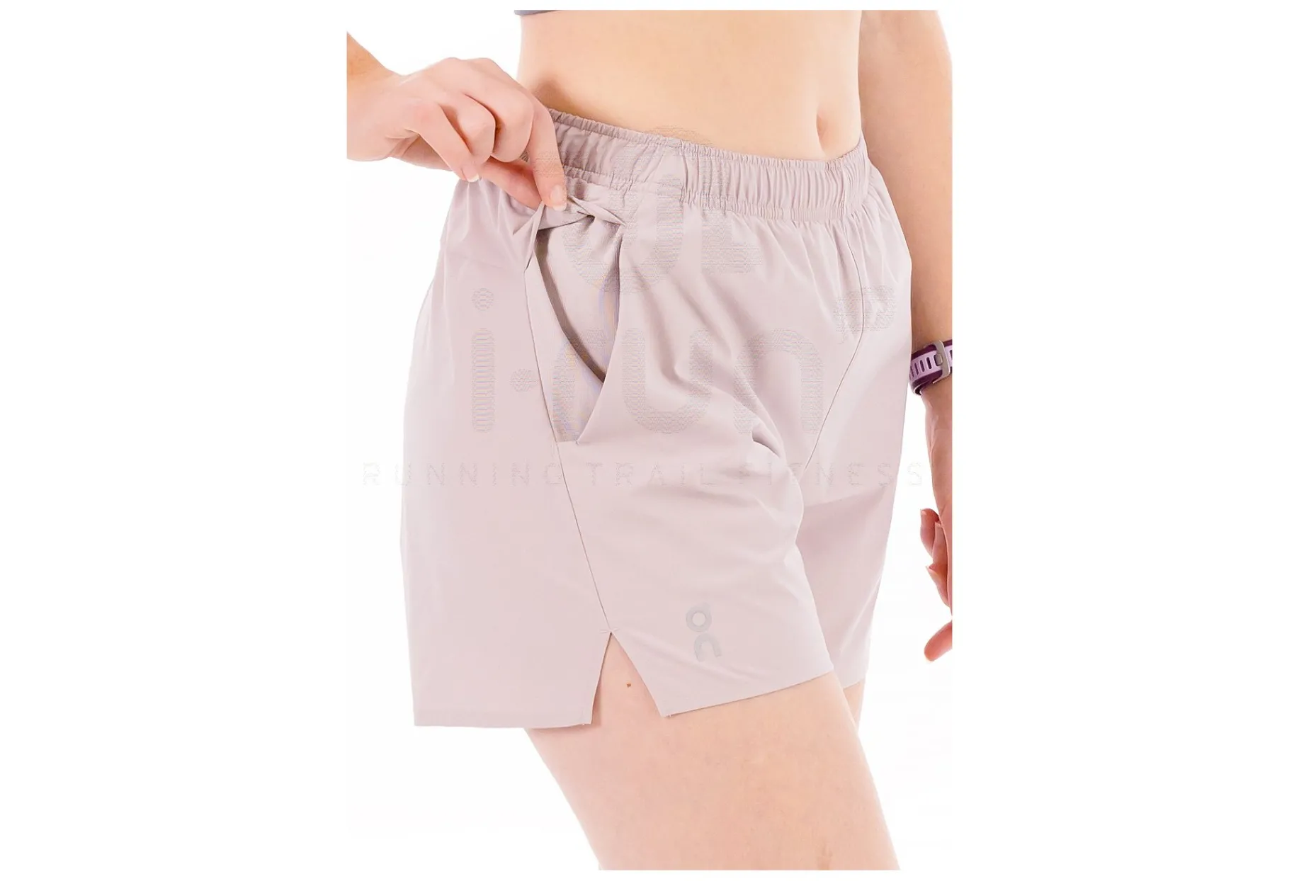 On-Running pantalón corto Essential