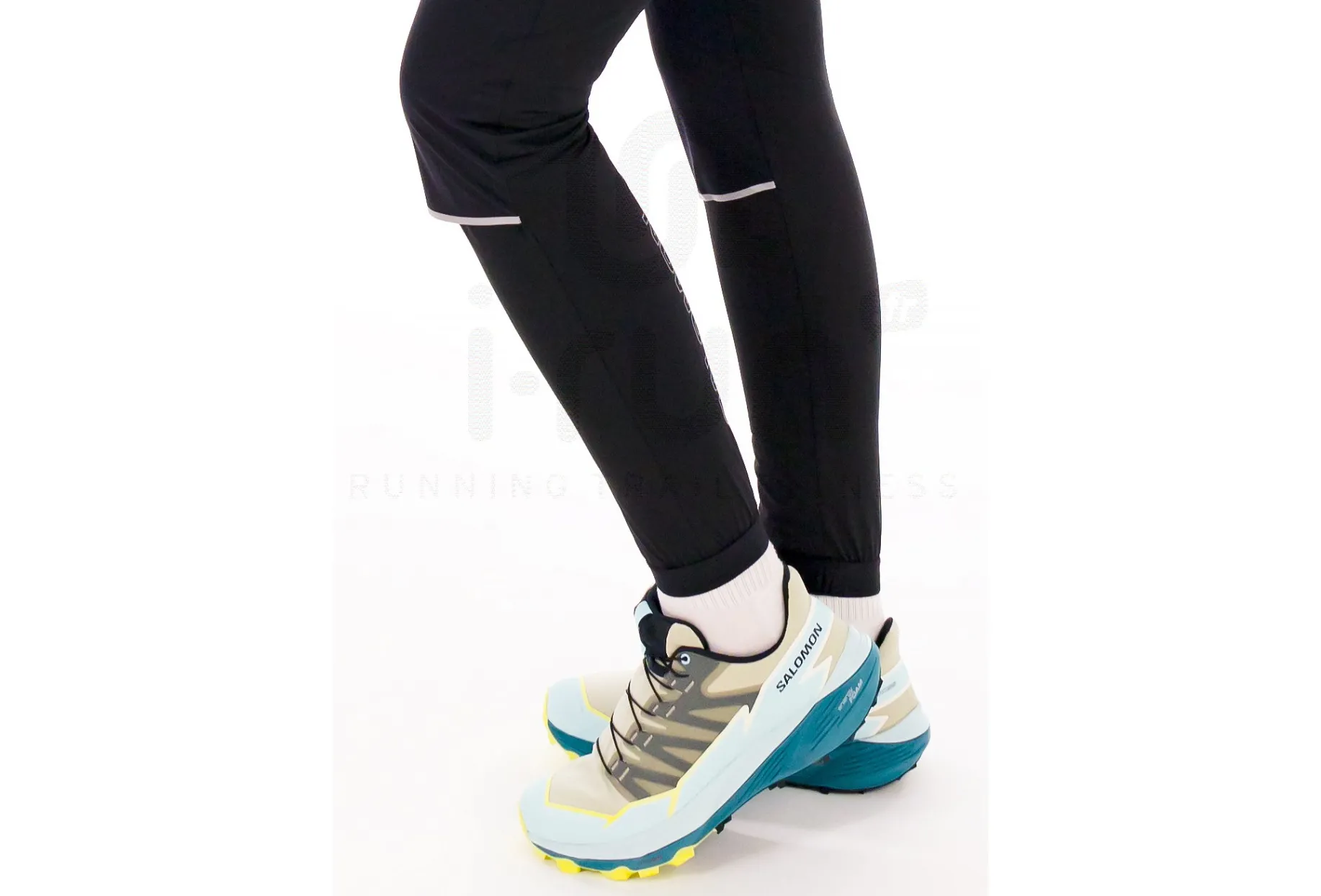 Salomon Light Shell