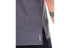 Under Armour Launch Elite