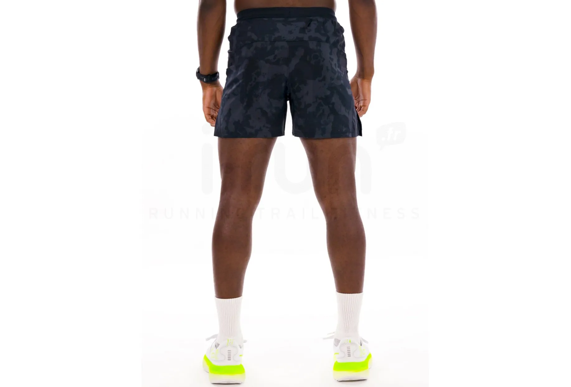 Under Armour Launch Pro
