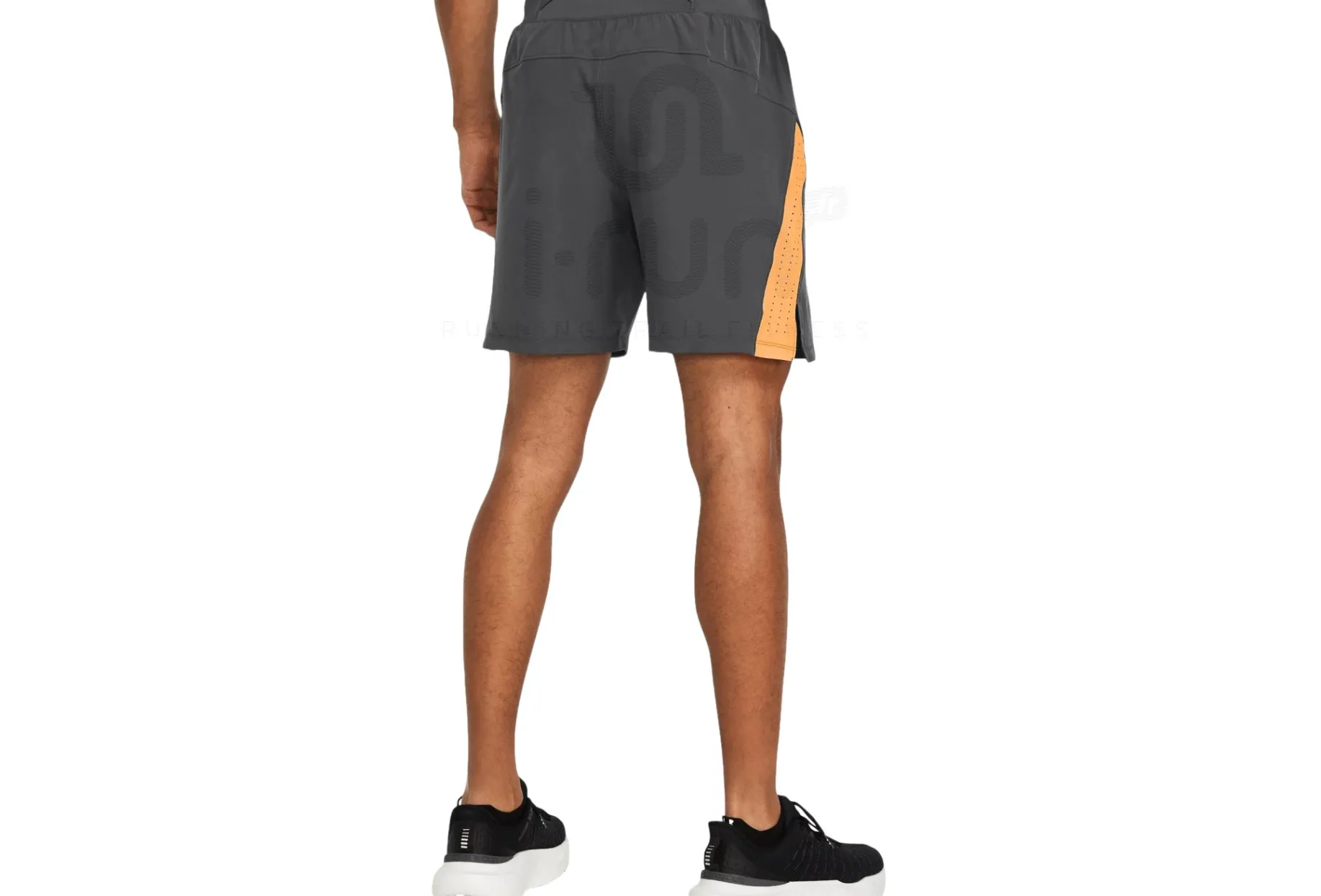 Under Armour pantalón corto Launch Elite