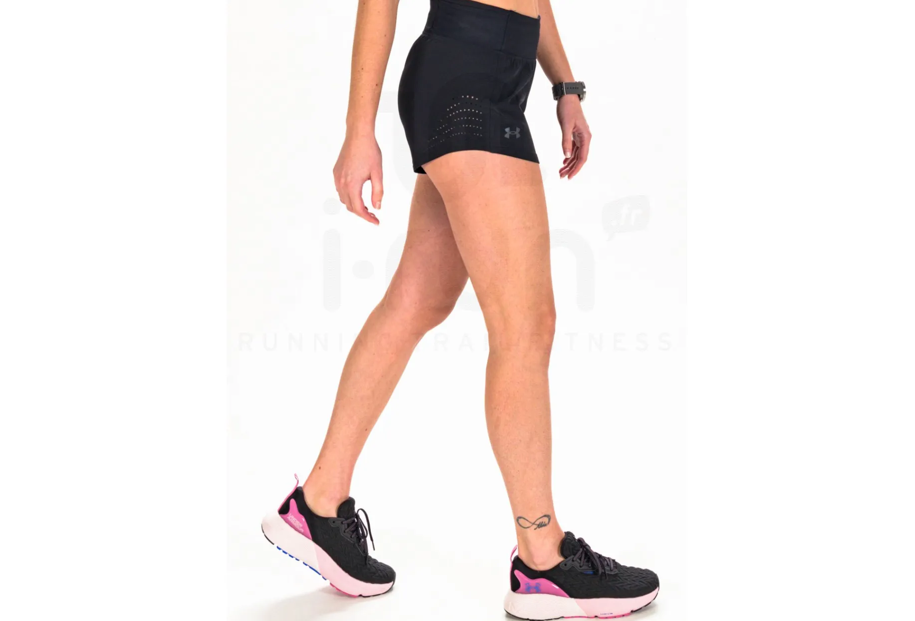 Under Armour pantalón corto SpeedPocket Perf