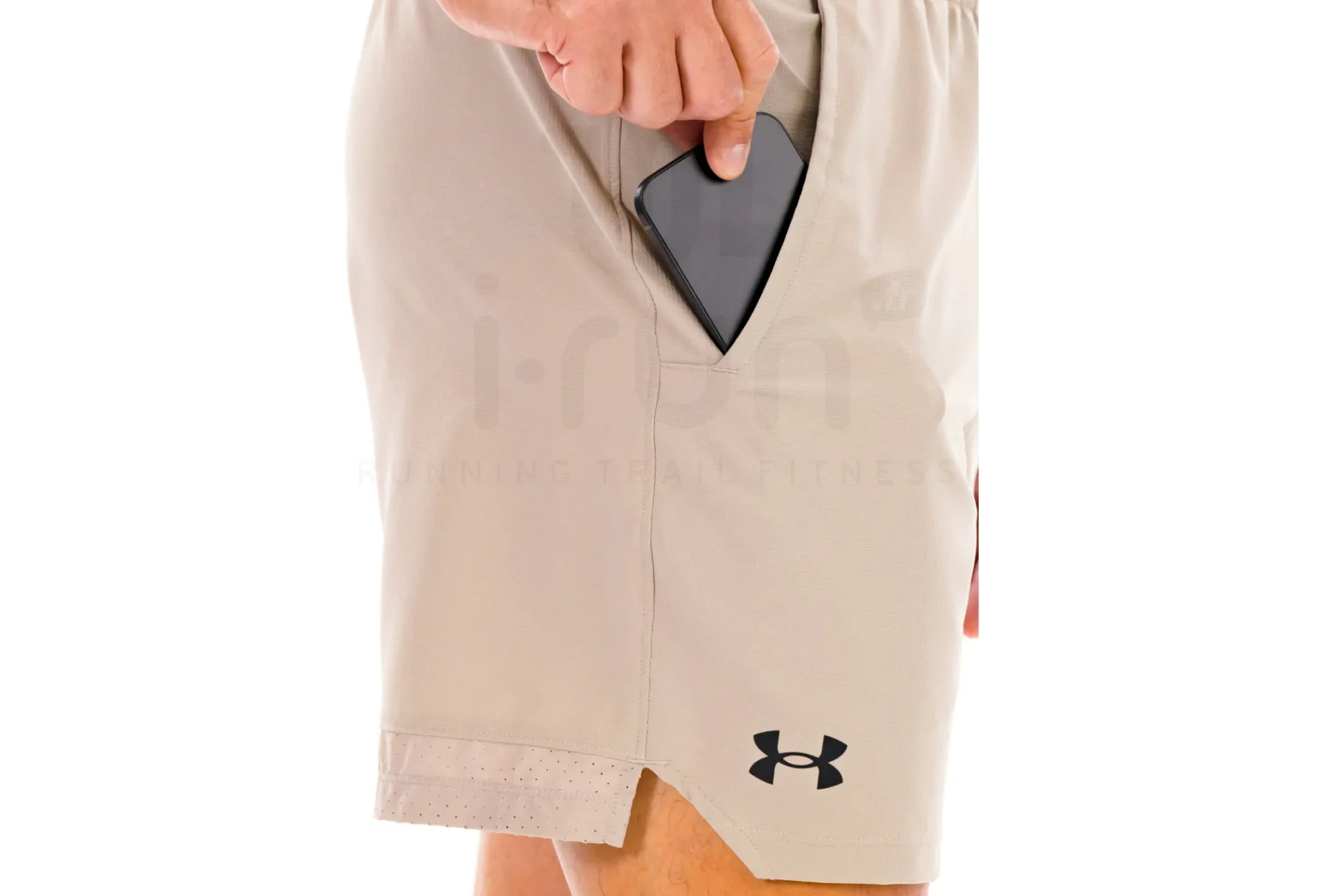 Under Armour pantalón corto Vanish Woven